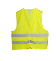 KIT DE SIGURANTA cu stingator stingator tip spray 1000 ml ,trusa medicala compacta, 2 triunghiuri si vesta reflectorizanta,