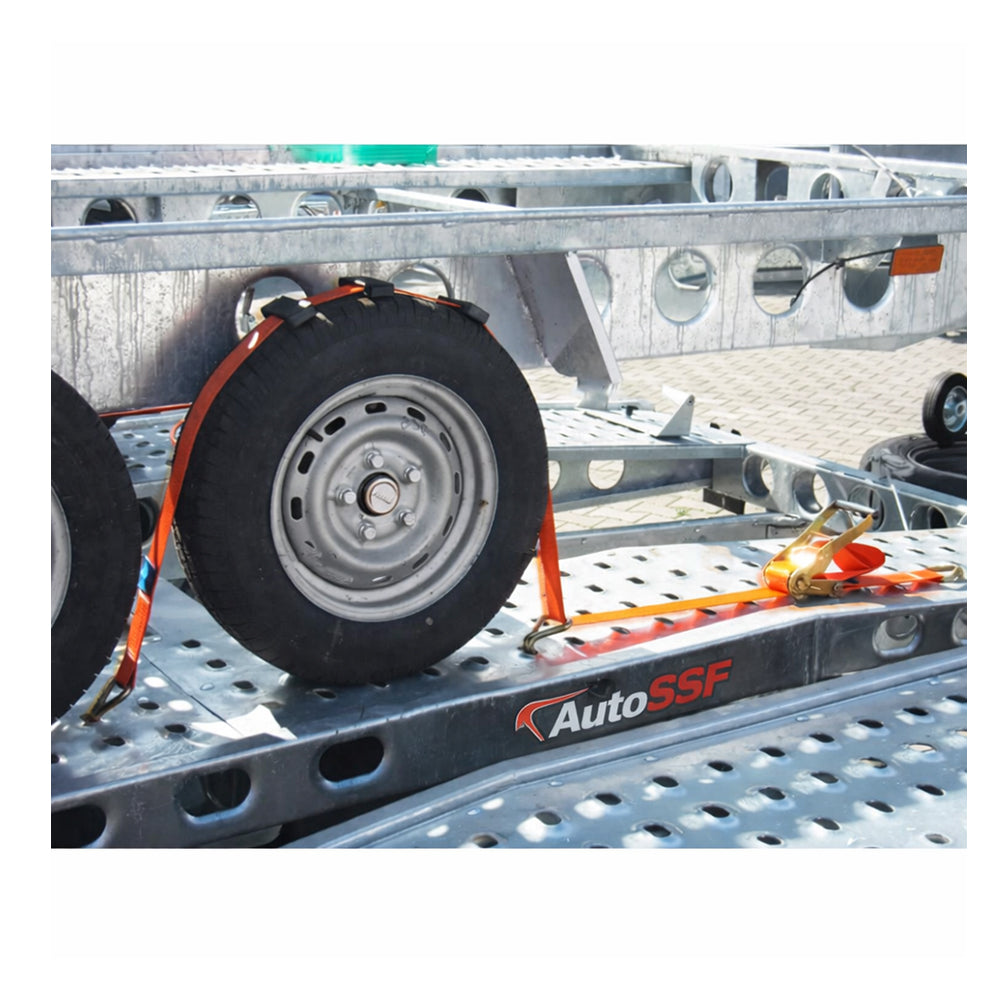 Chingă cu prindere în 3 puncte pentru fixarea mașinii pe platformă